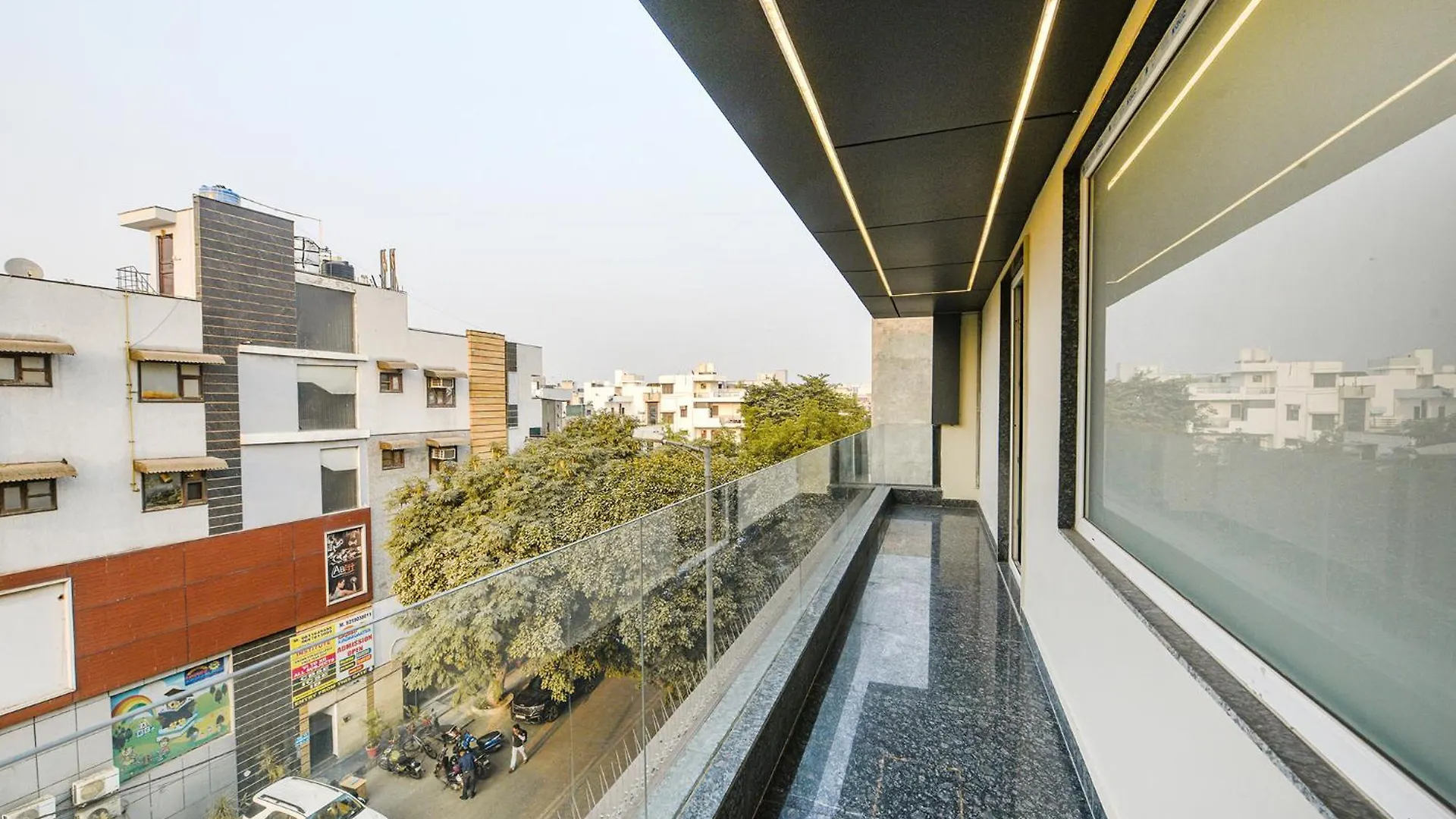 Hotel Fabhotel Prime Elite Janakpuri Delhi